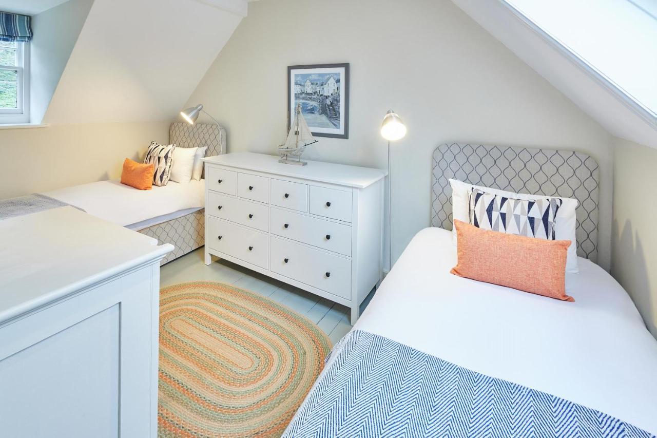 Host & Stay - 1 Coastguard Cottages สการ์โบโรห์ ภายนอก รูปภาพ